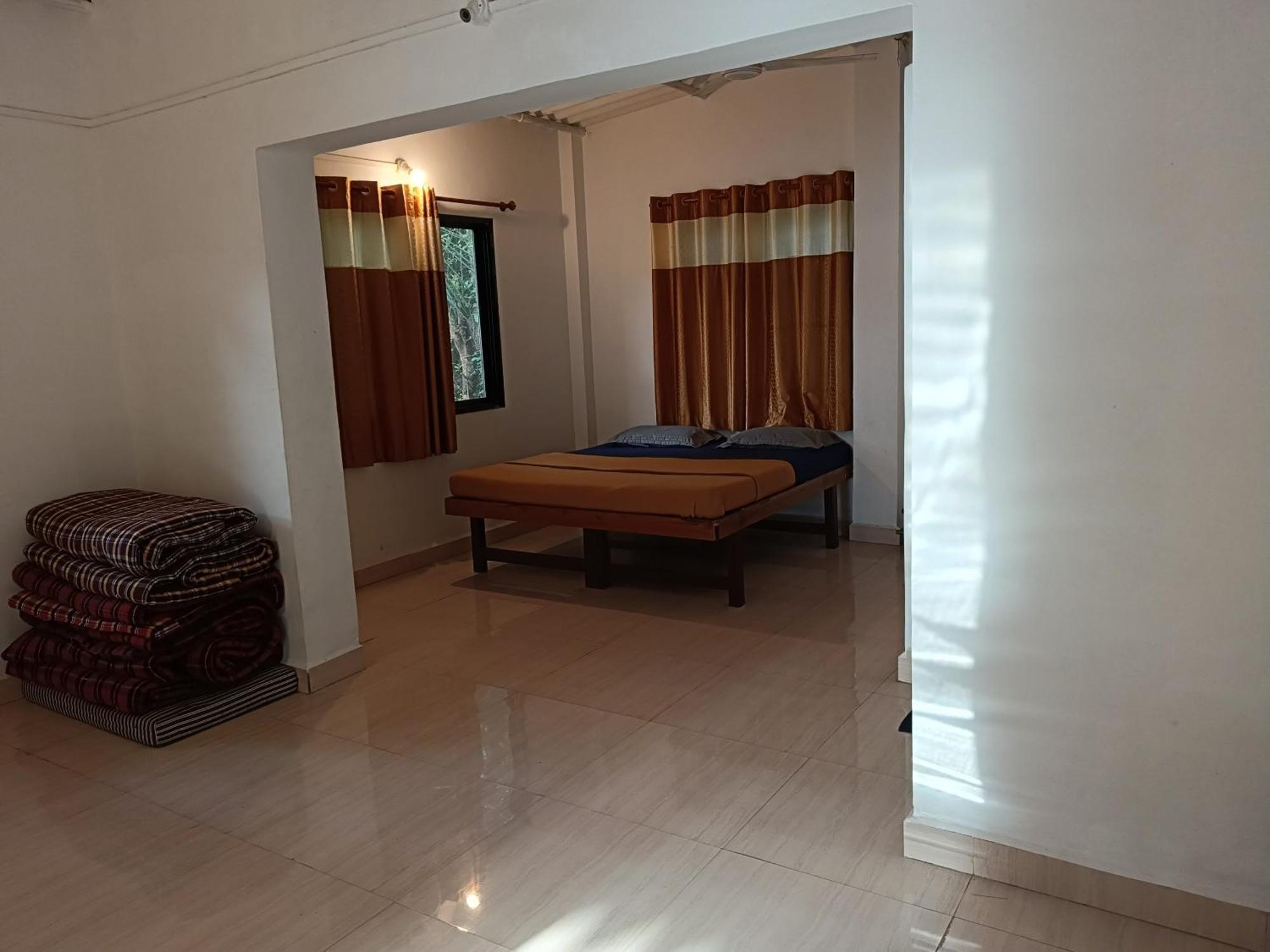 Blossom Villa Алибаг Екстериор снимка